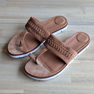 Gentle Souls by Kenneth Cole Women's Lavern Lite Thong Braid‎ Sandal (Sz 7)